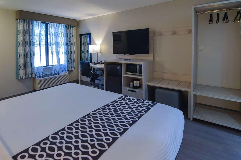 Best Western Plus Lafayette Hotel University Area Oda fotoğraf