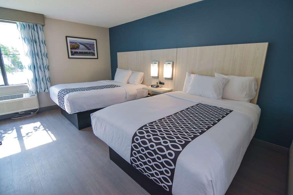 Best Western Plus Lafayette Hotel University Area Oda fotoğraf