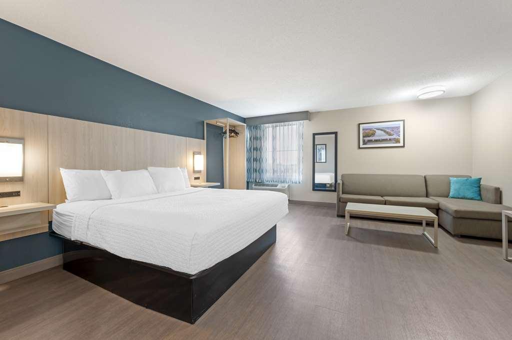 Best Western Plus Lafayette Hotel University Area Oda fotoğraf